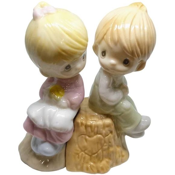 Enesco 1993 Precious Moments vintage salt & pepper shakers pre-owned no box - Picture 1 of 13